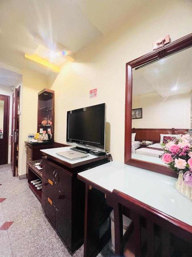 Lucasta Saigon Khách sạn 3*