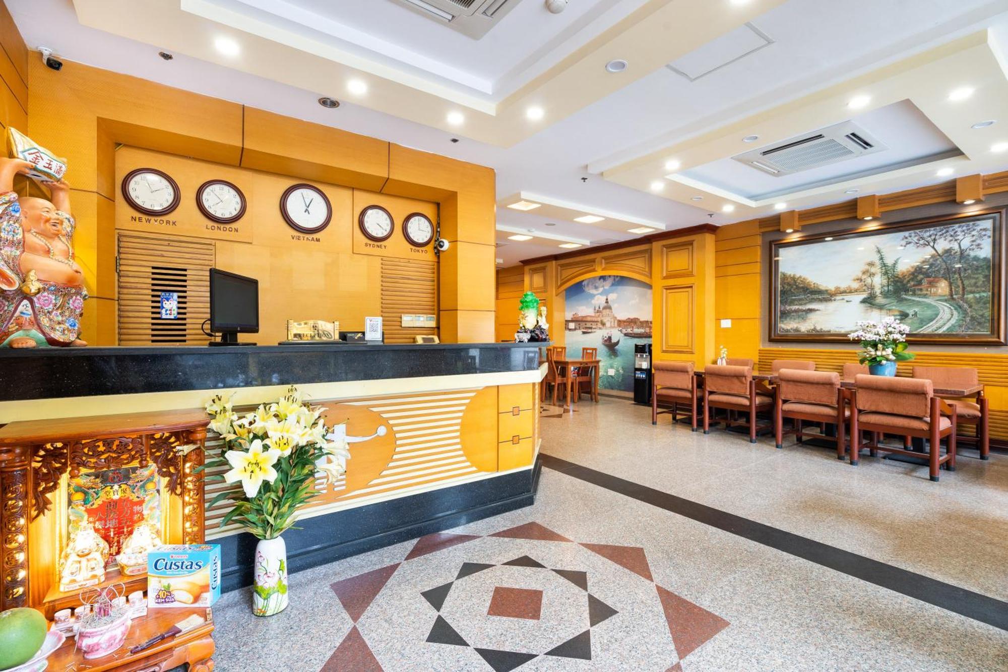 Lucasta Saigon Khách sạn